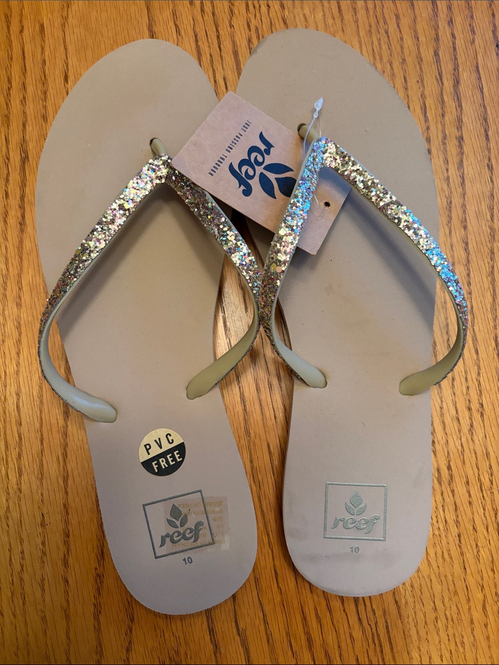 New! Reef Women’s Glitter Strap Sandals in Gold and Multi-Color